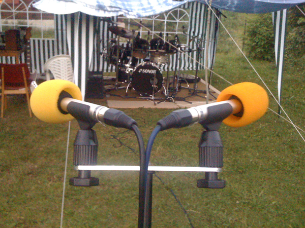 &quot;Rooms&quot; mic.