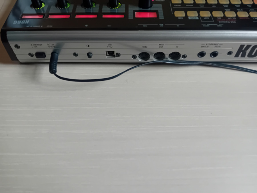 KORG R3_5.jpg