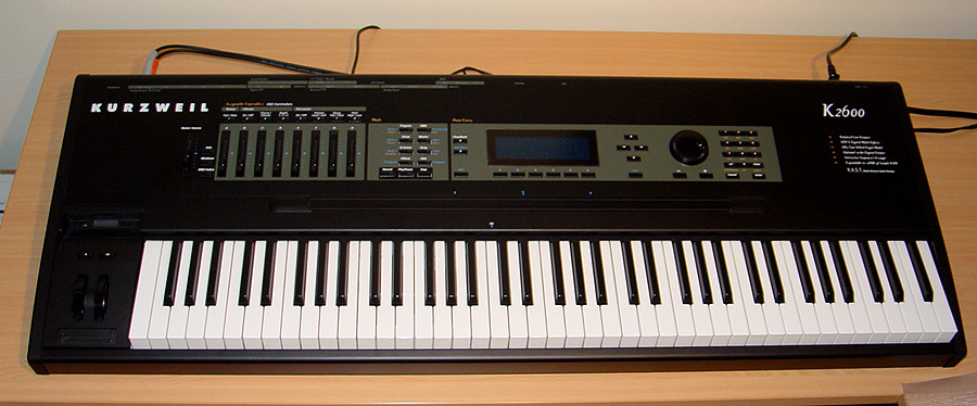 Kurzweil K2600 ew2.jpg